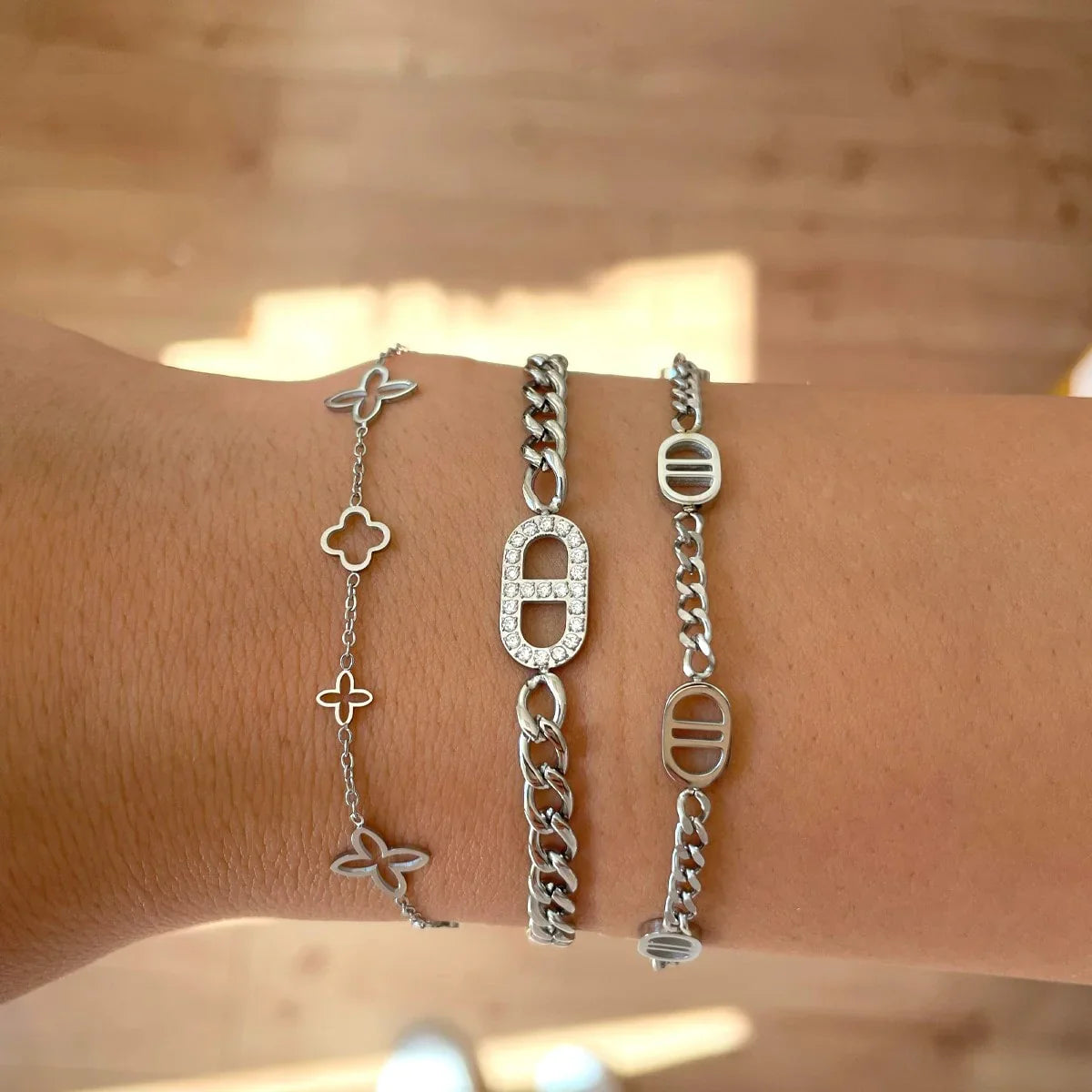 Bracelet Trèfle de Luxe – Plaqué Or 18K