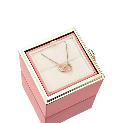 Coffret Rose Éternelle avec Collier Gravé et Rose Naturelle Préservée